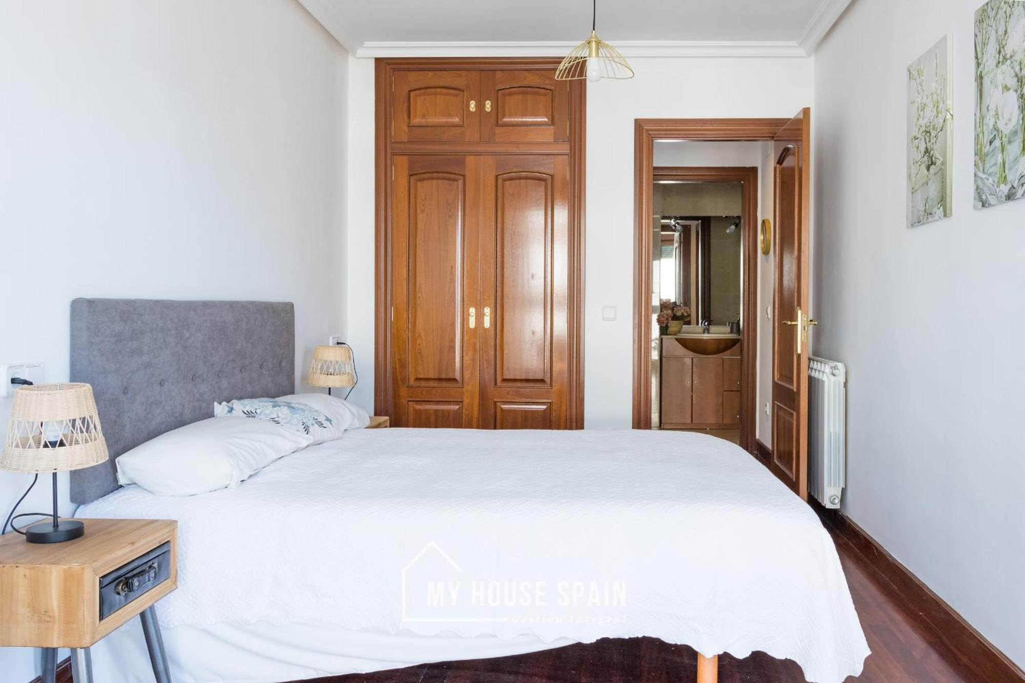 Myhousespain - Playa De Poniente, Con Vistas Al Mar Y Parking Gratuito Appartement *