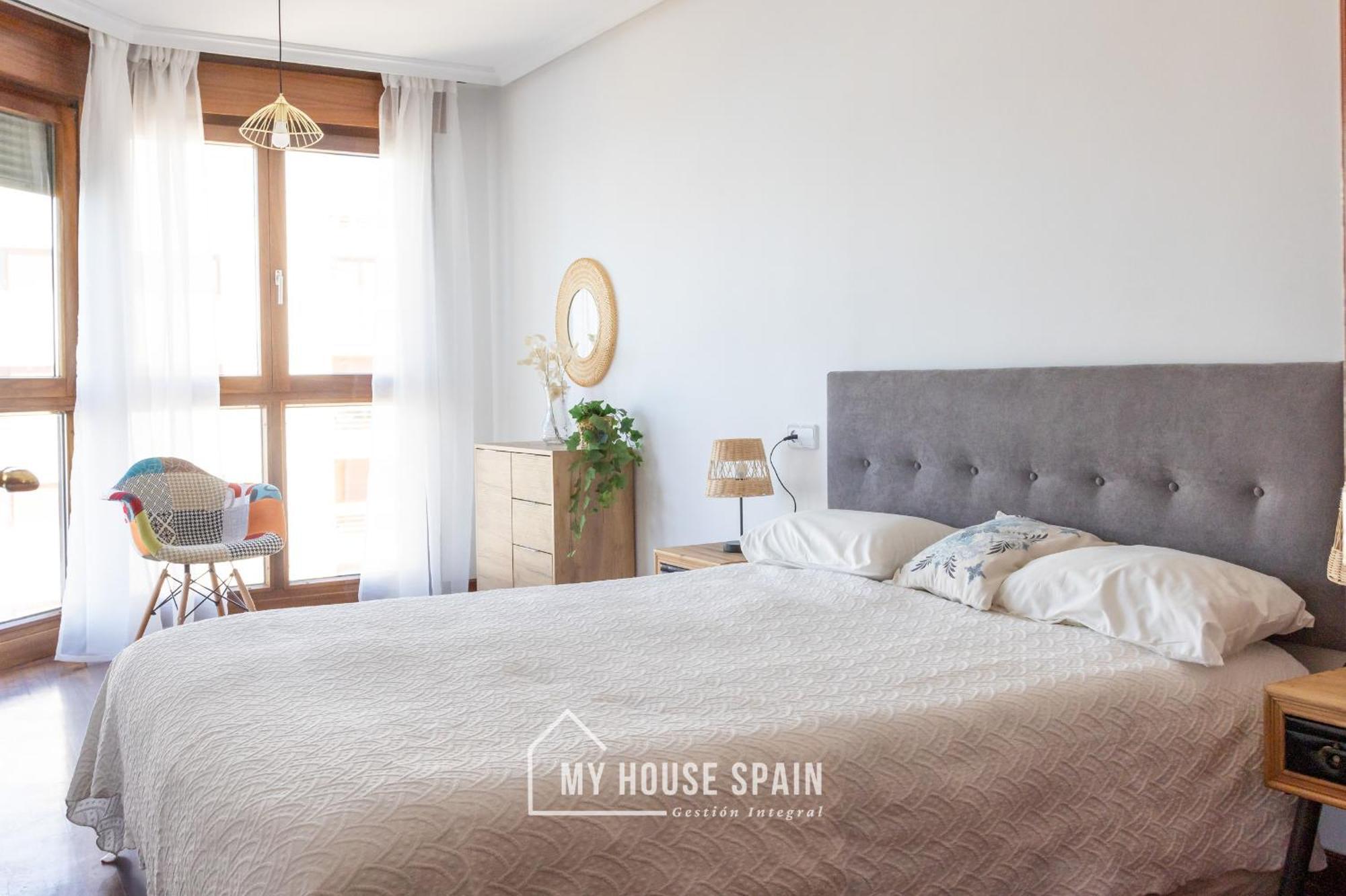 Myhousespain - Playa De Poniente, Con Vistas Al Mar Y Parking Gratuito Gijón